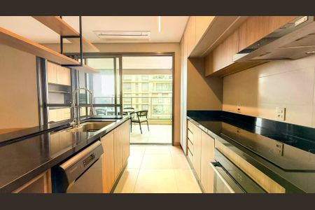 Apartamento para alugar com 121m², 3 quartos e 2 vagas
