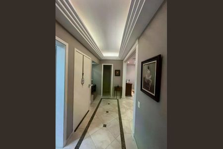 Apartamento à venda com 238m², 3 quartos e 3 vagas