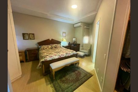 Apartamento à venda com 238m², 3 quartos e 3 vagas