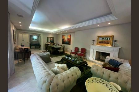 Apartamento à venda com 238m², 3 quartos e 3 vagas