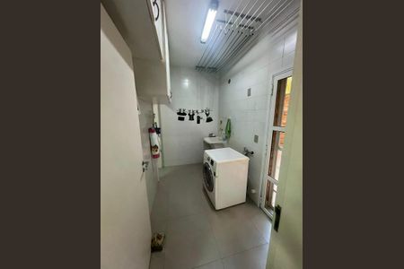 Apartamento à venda com 238m², 3 quartos e 3 vagas