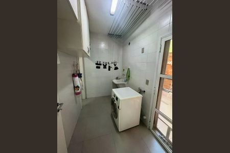 Apartamento à venda com 238m², 3 quartos e 3 vagas