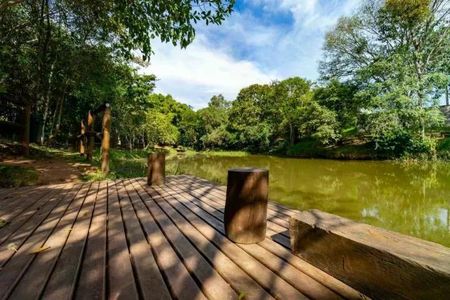 Casa de condomínio à venda com 128m², 3 quartos e 4 vagas