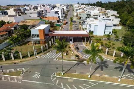 Casa de condomínio à venda com 128m², 3 quartos e 4 vagas