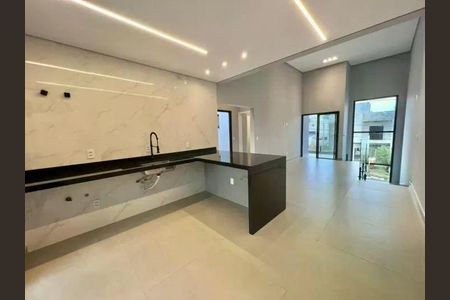 Casa de condomínio à venda com 128m², 3 quartos e 4 vagas
