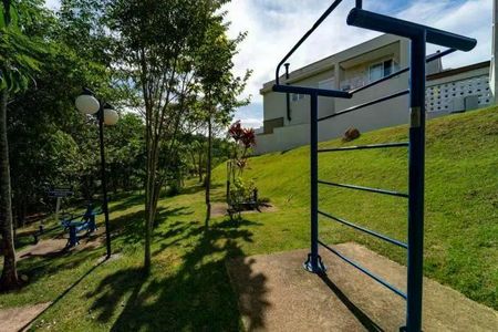 Casa de condomínio à venda com 128m², 3 quartos e 4 vagas