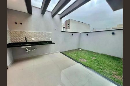 Casa de condomínio à venda com 128m², 3 quartos e 4 vagas