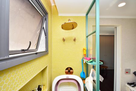 Apartamento à venda com 162m², 3 quartos e 2 vagasbanheiro suite 1