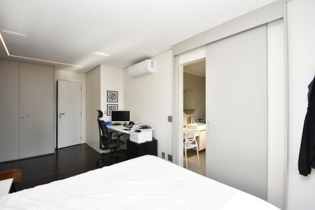 Apartamento à venda com 162m², 3 quartos e 2 vagassuite 1