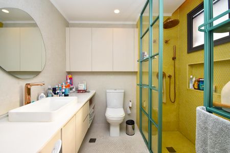 Apartamento à venda com 162m², 3 quartos e 2 vagasbanheiro suite 1