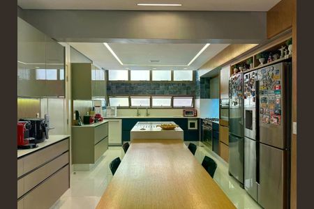 Apartamento à venda com 415m², 4 quartos e 4 vagas