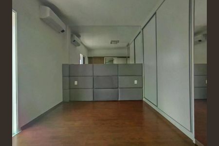 Casa de condomínio à venda com 88m², 3 quartos e 2 vagas