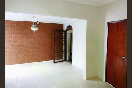 Casa à venda com 171m², 3 quartos e 3 vagas