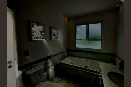 Apartamento à venda com 241m², 4 quartos e 4 vagas