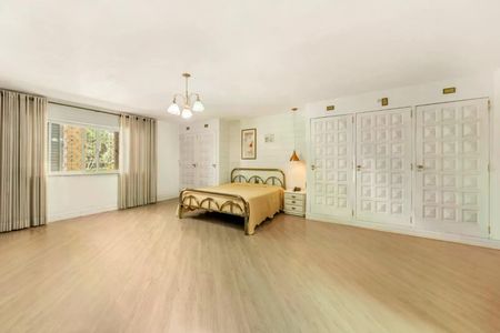 Casa à venda com 6 quartos, 939m² em Itaim Bibi, São Paulo