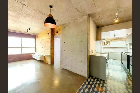 Apartamento à venda com 1 quarto, 70m² em Cambuí, Campinas
