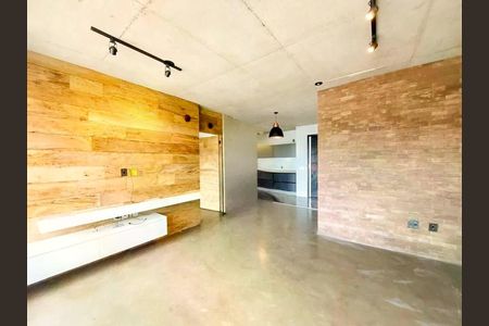 Apartamento à venda com 1 quarto, 70m² em Cambuí, Campinas