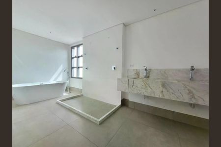 Apartamento à venda com 316m², 3 quartos e 4 vagas
