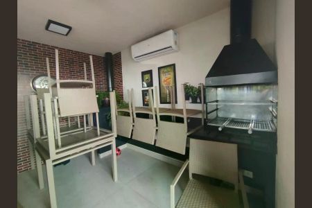 Casa de condomínio à venda com 100m², 3 quartos e 2 vagas