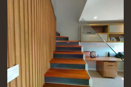 Casa de condomínio à venda com 100m², 3 quartos e 2 vagas