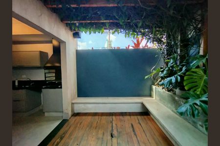 Casa de condomínio à venda com 100m², 3 quartos e 2 vagas