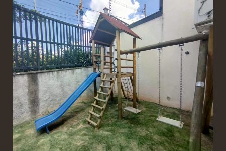 Casa de condomínio à venda com 100m², 3 quartos e 2 vagas