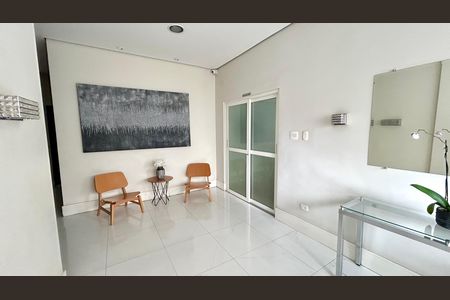 Apartamento para alugar com 85m², 3 quartos e 1 vaga Apartamento para alugar com 85m², 3 quartos e 1 vagaHall social
