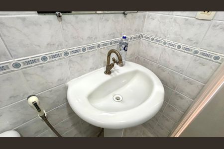 Apartamento para alugar com 85m², 3 quartos e 1 vaga Apartamento para alugar com 85m², 3 quartos e 1 vagaBanheiro