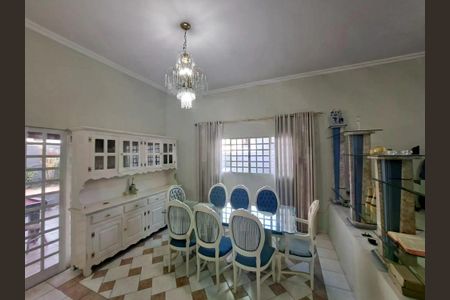 Casa à venda com 3 quartos, 197m² em Parque Alto Taquaral, Campinas