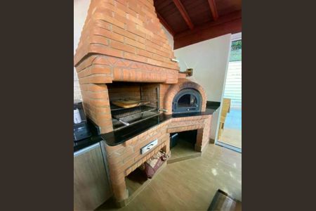 Casa de condomínio à venda com 136m², 3 quartos e 2 vagas