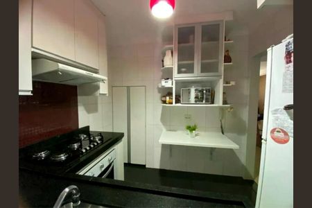 Casa de condomínio à venda com 136m², 3 quartos e 2 vagas