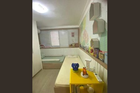 Casa de condomínio à venda com 136m², 3 quartos e 2 vagas