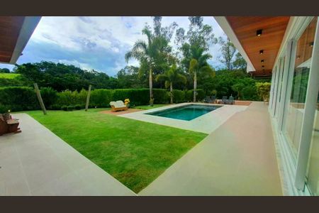 Casa de condomínio à venda com 1012m², 4 quartos e 3 vagas