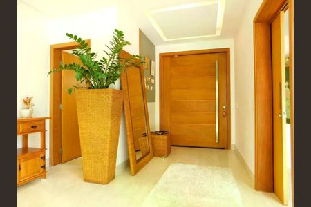 Casa de condomínio à venda com 1012m², 4 quartos e 3 vagas