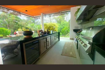 Casa de condomínio à venda com 1012m², 4 quartos e 3 vagas