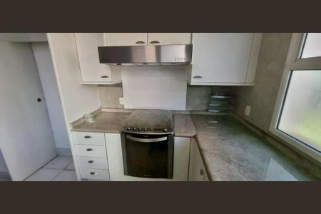 Apartamento à venda com 221m², 3 quartos e 3 vagas