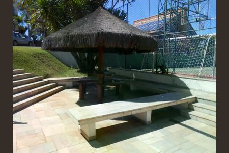 Apartamento à venda com 221m², 3 quartos e 3 vagas