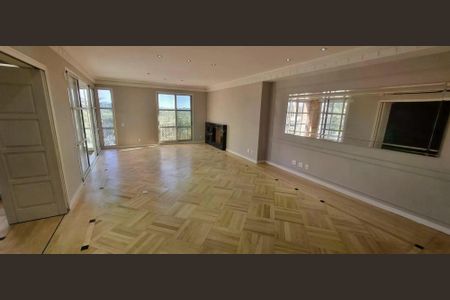 Apartamento à venda com 221m², 3 quartos e 3 vagas