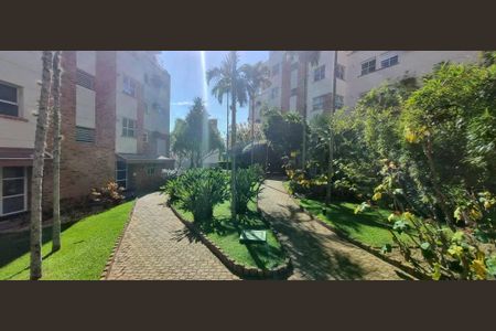 Apartamento à venda com 221m², 3 quartos e 3 vagas