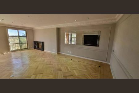 Apartamento à venda com 221m², 3 quartos e 3 vagas