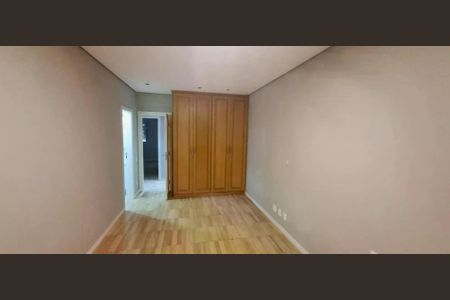 Apartamento à venda com 221m², 3 quartos e 3 vagas