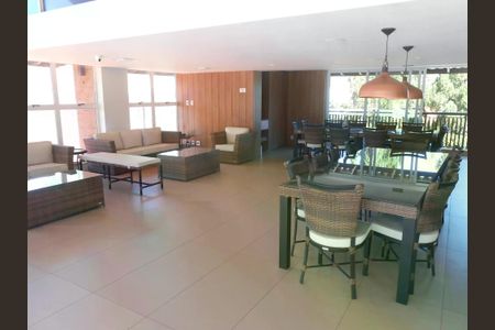 Apartamento à venda com 221m², 3 quartos e 3 vagas