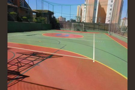 Apartamento à venda com 221m², 3 quartos e 3 vagas