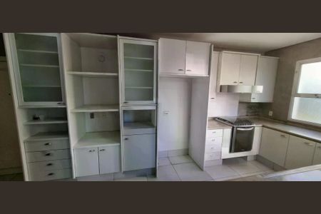 Apartamento à venda com 221m², 3 quartos e 3 vagas