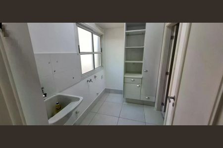 Apartamento à venda com 221m², 3 quartos e 3 vagas