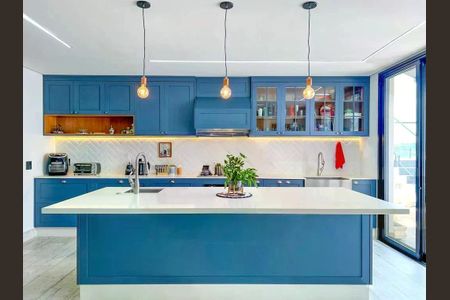 Casa de condomínio à venda com 438m², 3 quartos e 4 vagas