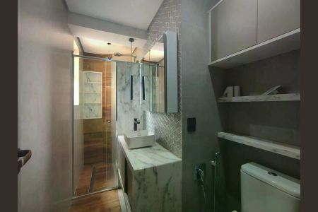 Apartamento à venda com 70m², 1 quarto e 1 vaga