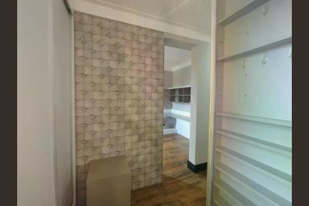 Apartamento à venda com 70m², 1 quarto e 1 vaga