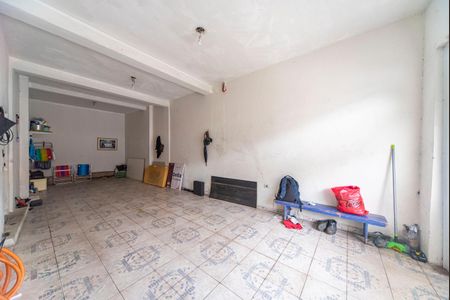 Casa à venda com 124m², 4 quartos e 1 vagaGaragem