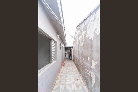 Casa à venda com 124m², 4 quartos e 1 vagaCorredor casa 3